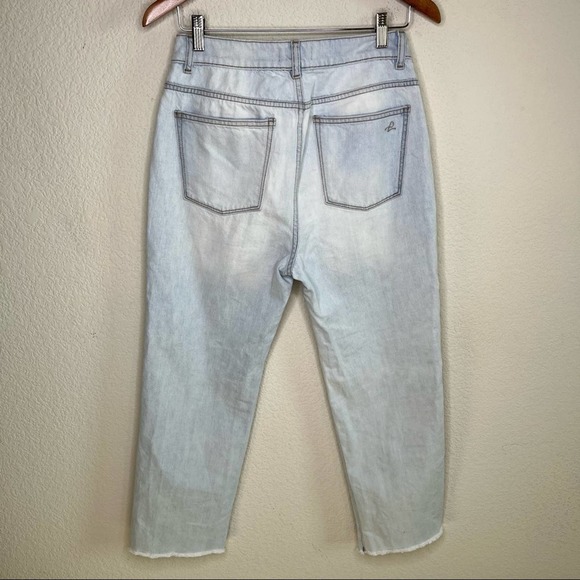 DL1961 Jerry High Rise Vintage Straight Jean Light Wash Raw Hem Size 28 - Picture 7 of 11